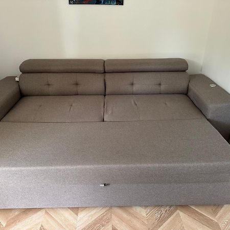 Appartement Cosy Avec Balcon Et Piscine Безансон Экстерьер фото